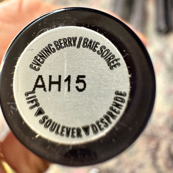 NWTB MARY KAY UNLIMITED LIP GLOSS SET OF 7 Retail $178 - Picture 10 of 11